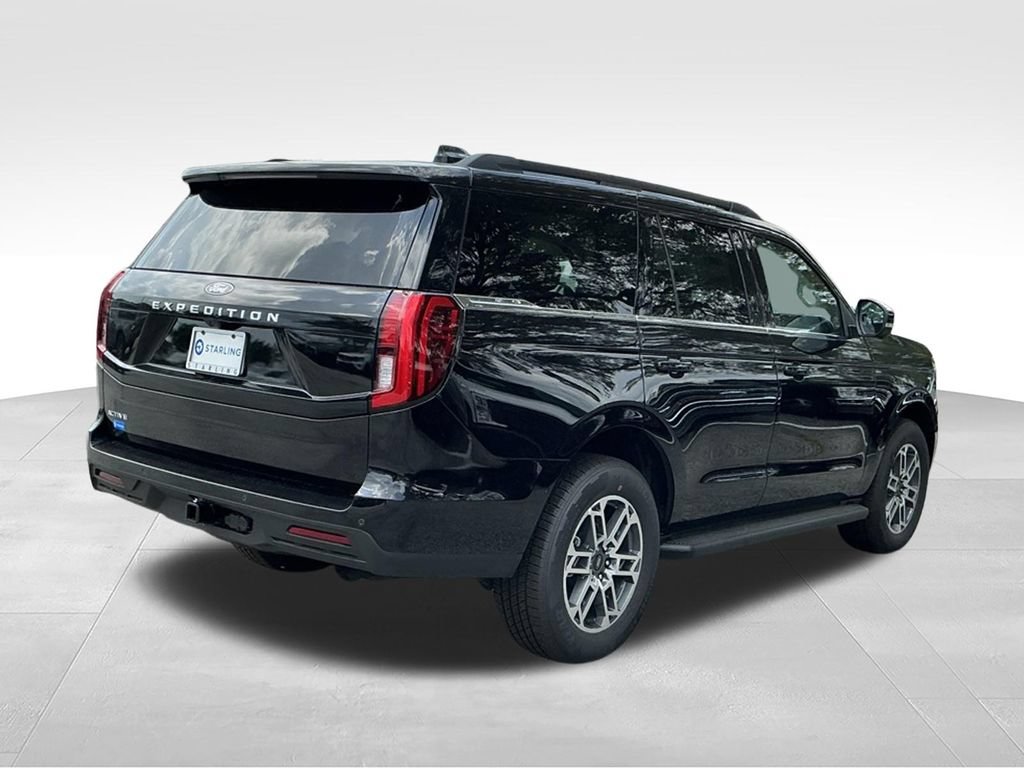 New 2026 Ford Expedition Active RWD image 10