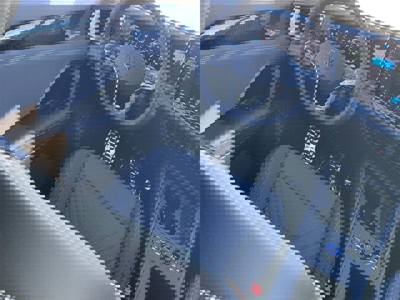 New 2026 Volkswagen Tiguan SE R-Line image 10