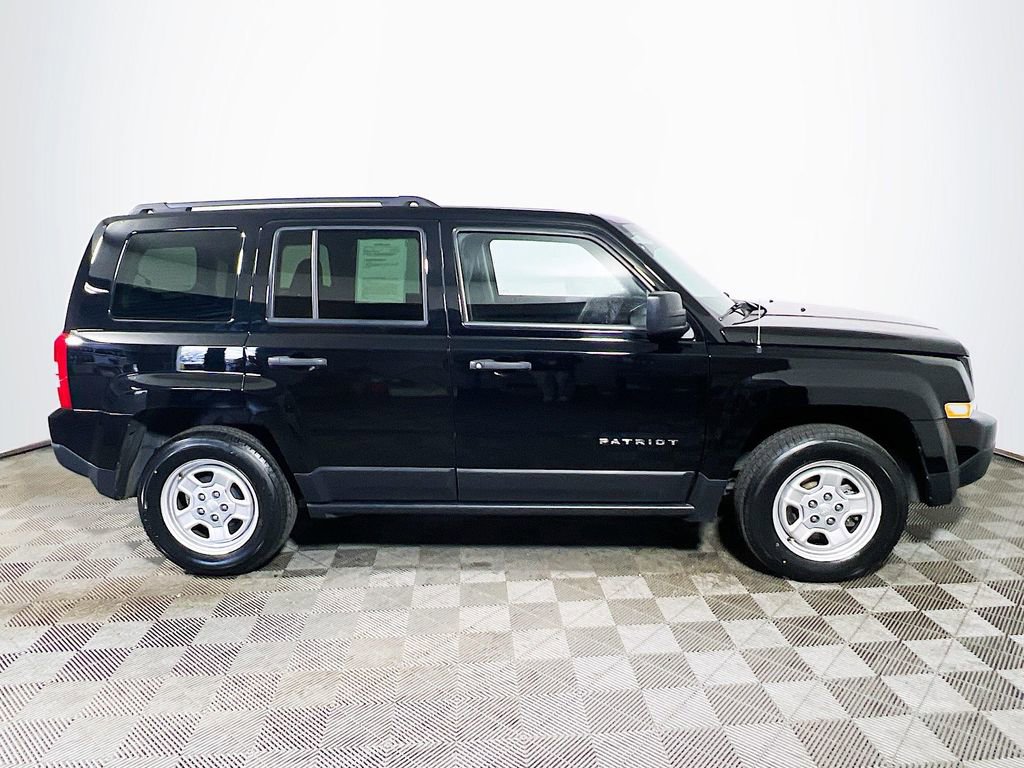 Used 2017 Jeep Patriot Sport image 9