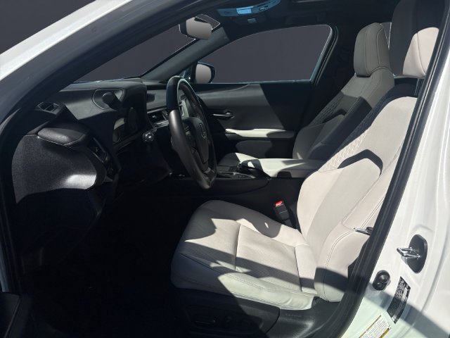 Used 2021 Lexus UX 250h w/ Premium Package AWD/4WD image 9