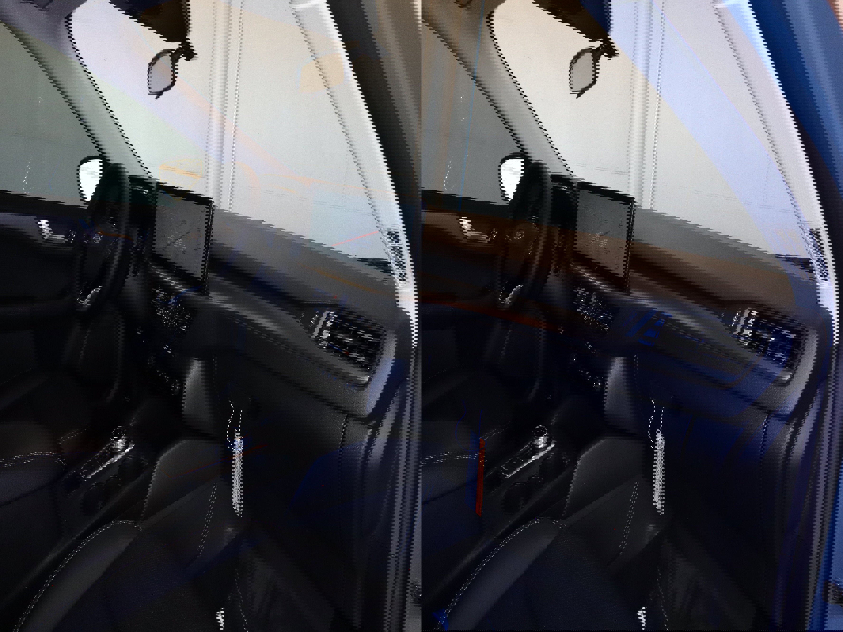 New 2025 Ford Escape SE w/ Class II Trailer Tow Package image 33