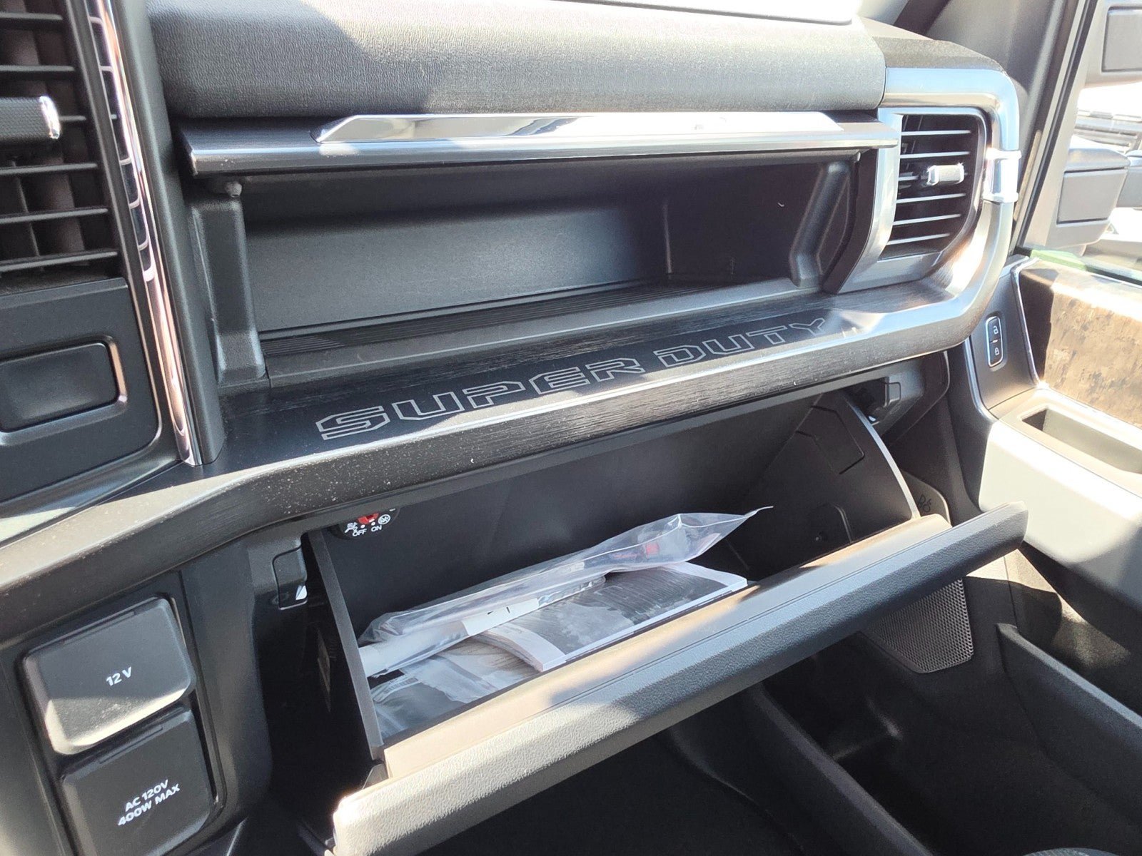 Used 2023 Ford F250 Lariat w/ Chrome Package AWD/4WD image 48