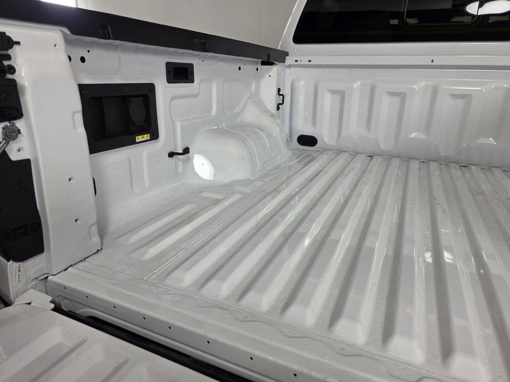 Used 2025 Ford Ranger Lariat w/ Chrome Accent Package image 7