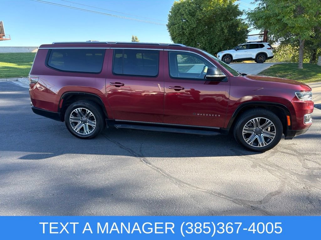 Used 2023 Jeep Wagoneer L Series II AWD/4WD image 2