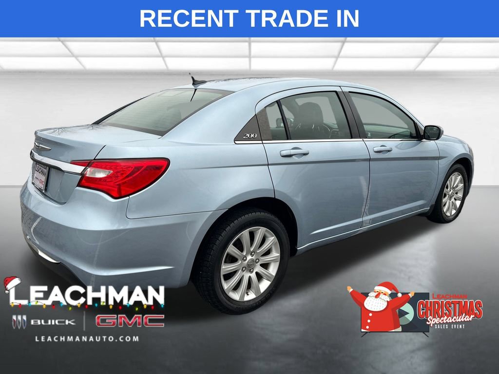 Used 2014 Chrysler 200 Touring image 3