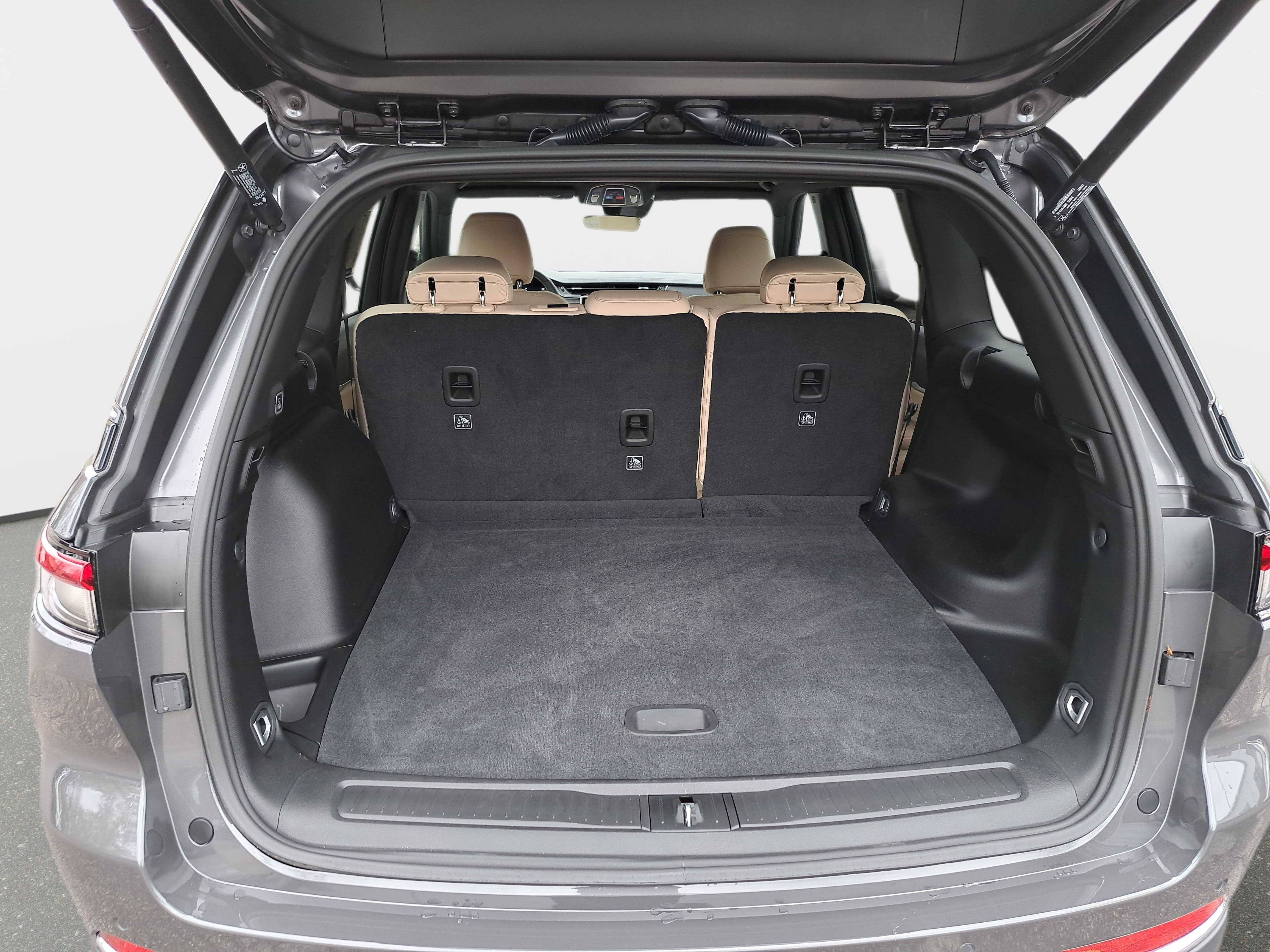 Used 2025 Jeep Grand Cherokee Limited image 13