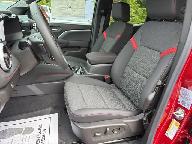 New 2026 Chevrolet Colorado Z71 w/ Midnight Edition AWD/4WD image 19