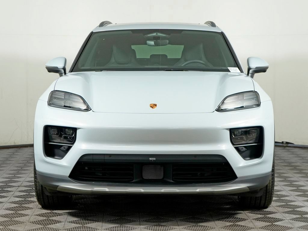 Certified 2026 Porsche Macan 4 Electric AWD/4WD image 10