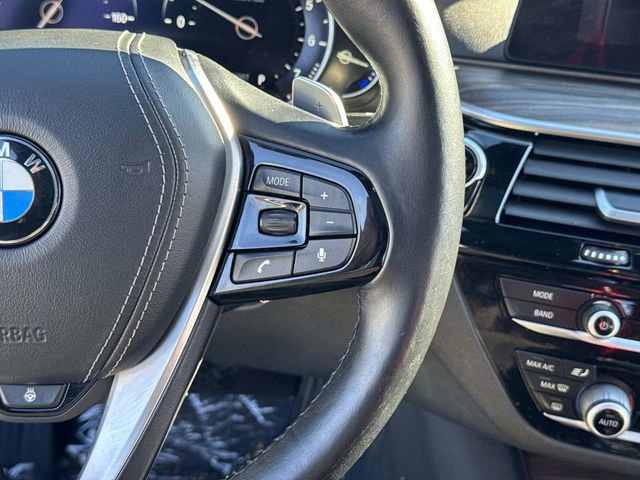 Used 2017 BMW 540i xDrive image 26