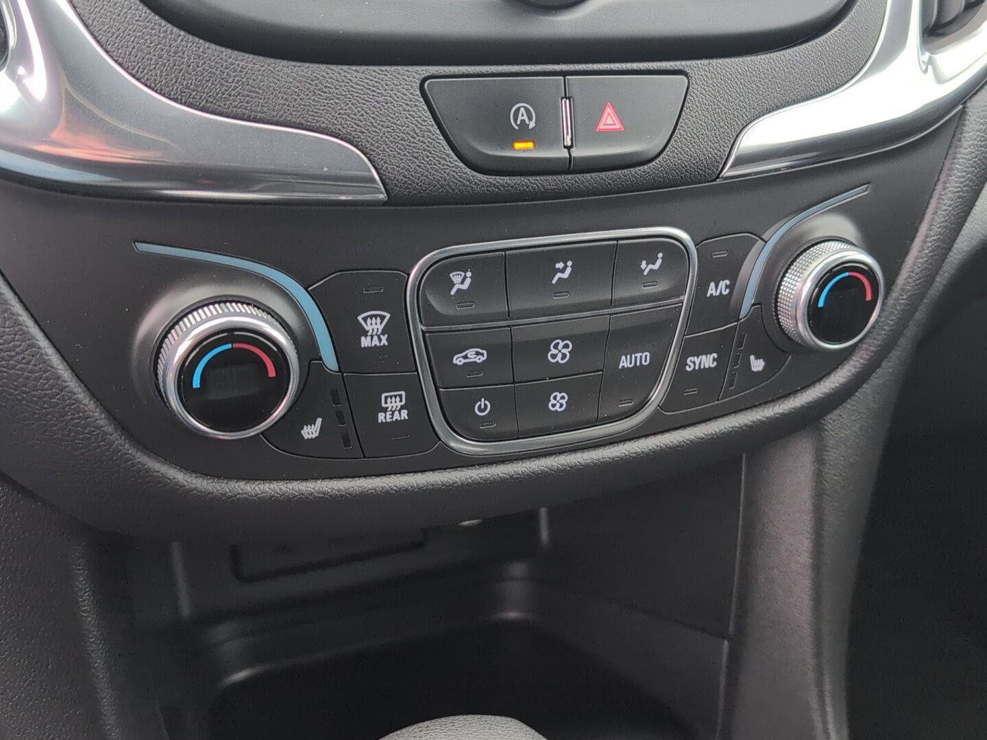 Used 2023 Chevrolet Equinox LT image 20