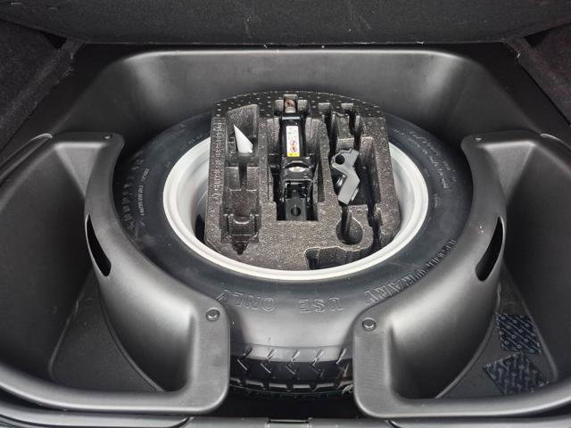 Used 2018 Jeep Grand Cherokee Altitude image 10