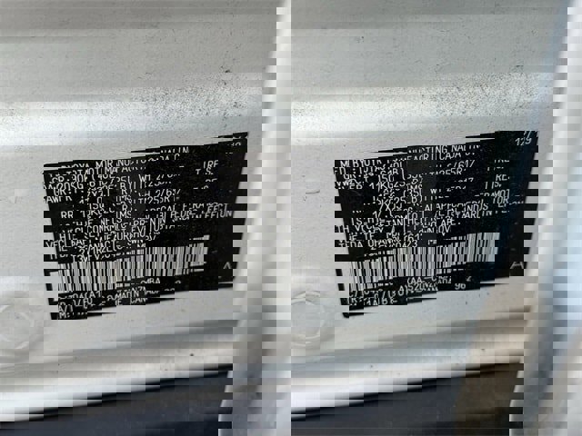 Used 2020 Toyota RAV4 XLE image 32