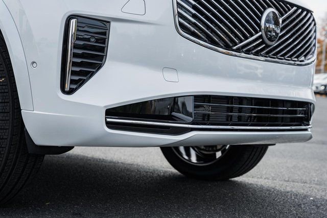 New 2026 Volvo XC90 B6 Ultra w/ Protection Package Premier image 13