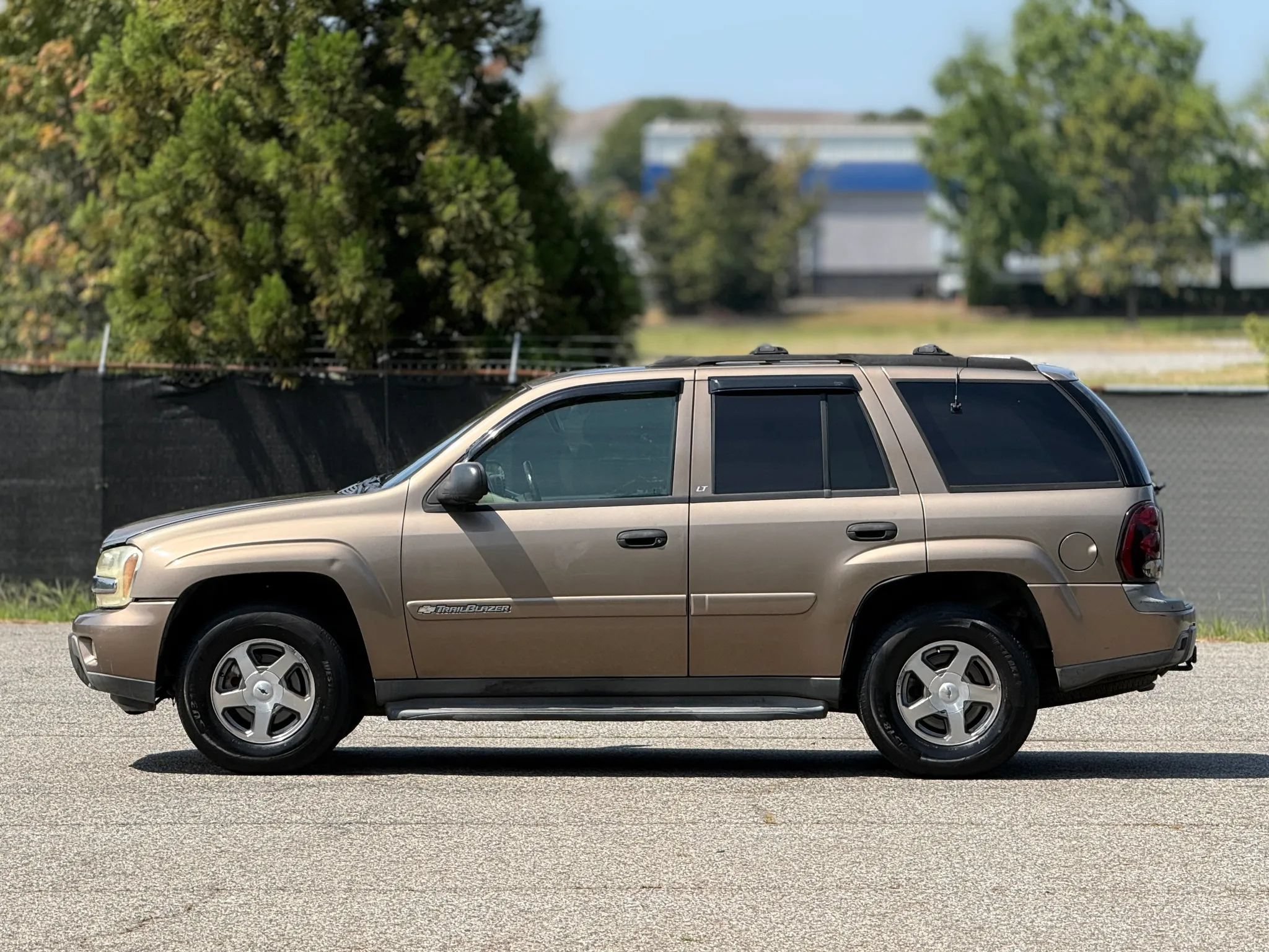 Used 2003 Chevrolet TrailBlazer LT w/ Preferred Equipment Group RWD image 8