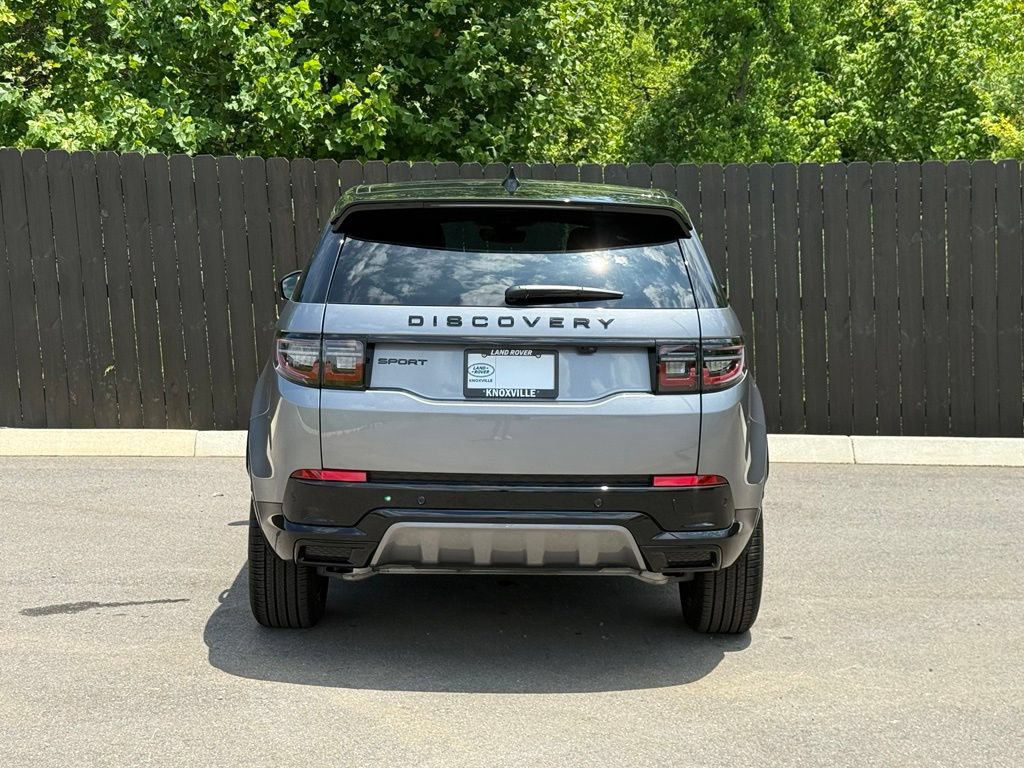 Certified 2025 Land Rover Discovery Sport Dynamic SE AWD/4WD image 4
