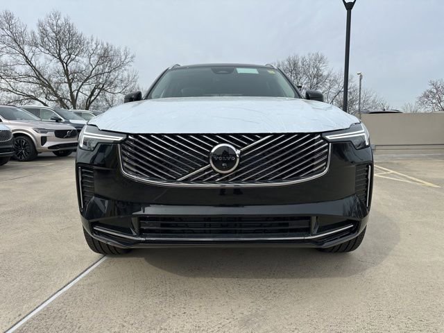 New 2026 Volvo XC90 B6 Plus w/ Protection Package image 2