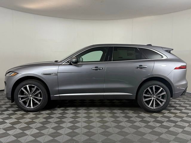 Certified 2026 Jaguar F-PACE R-Dynamic S image 3