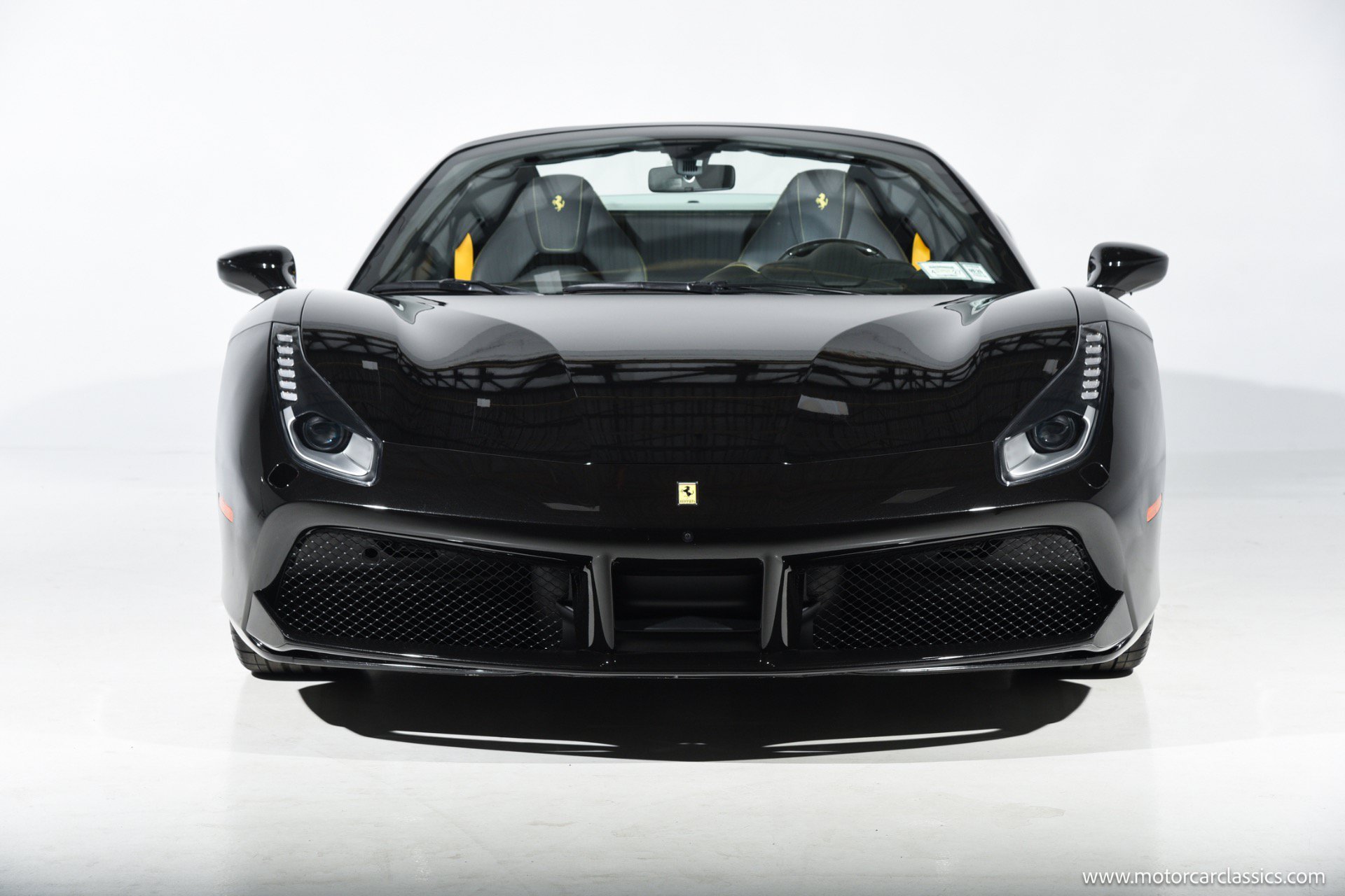 Used 2016 Ferrari 488 Spider RWD image 2