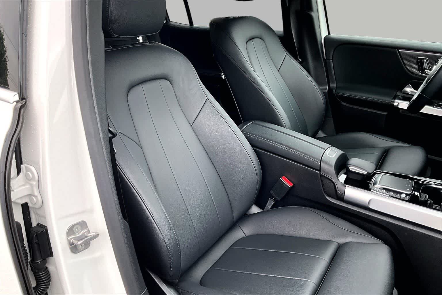 Certified 2023 Mercedes-Benz EQB 300 4MATIC image 8