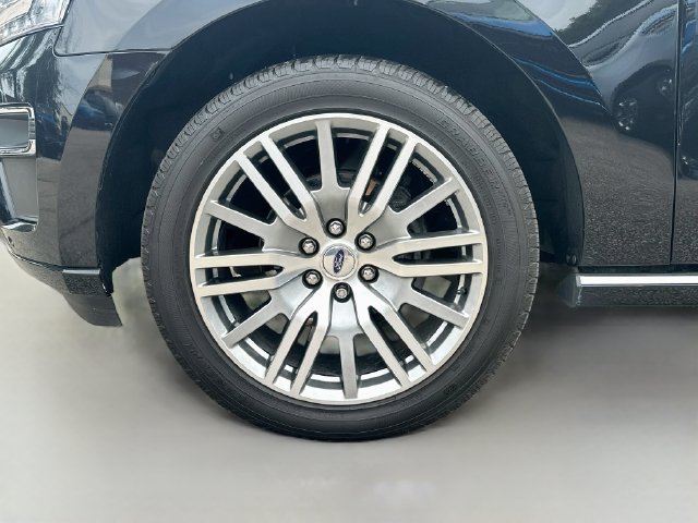 Used 2023 Ford Expedition Platinum AWD/4WD image 35