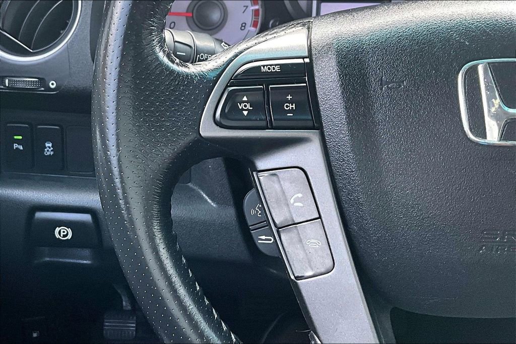Used 2013 Honda Pilot Touring image 26