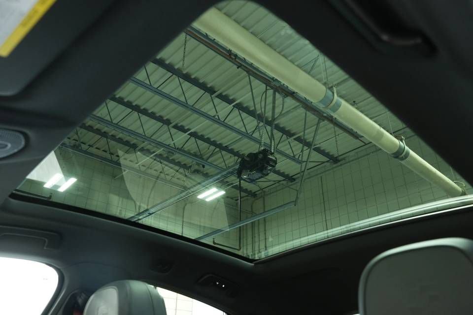 New 2026 Porsche Cayenne Coupe image 38