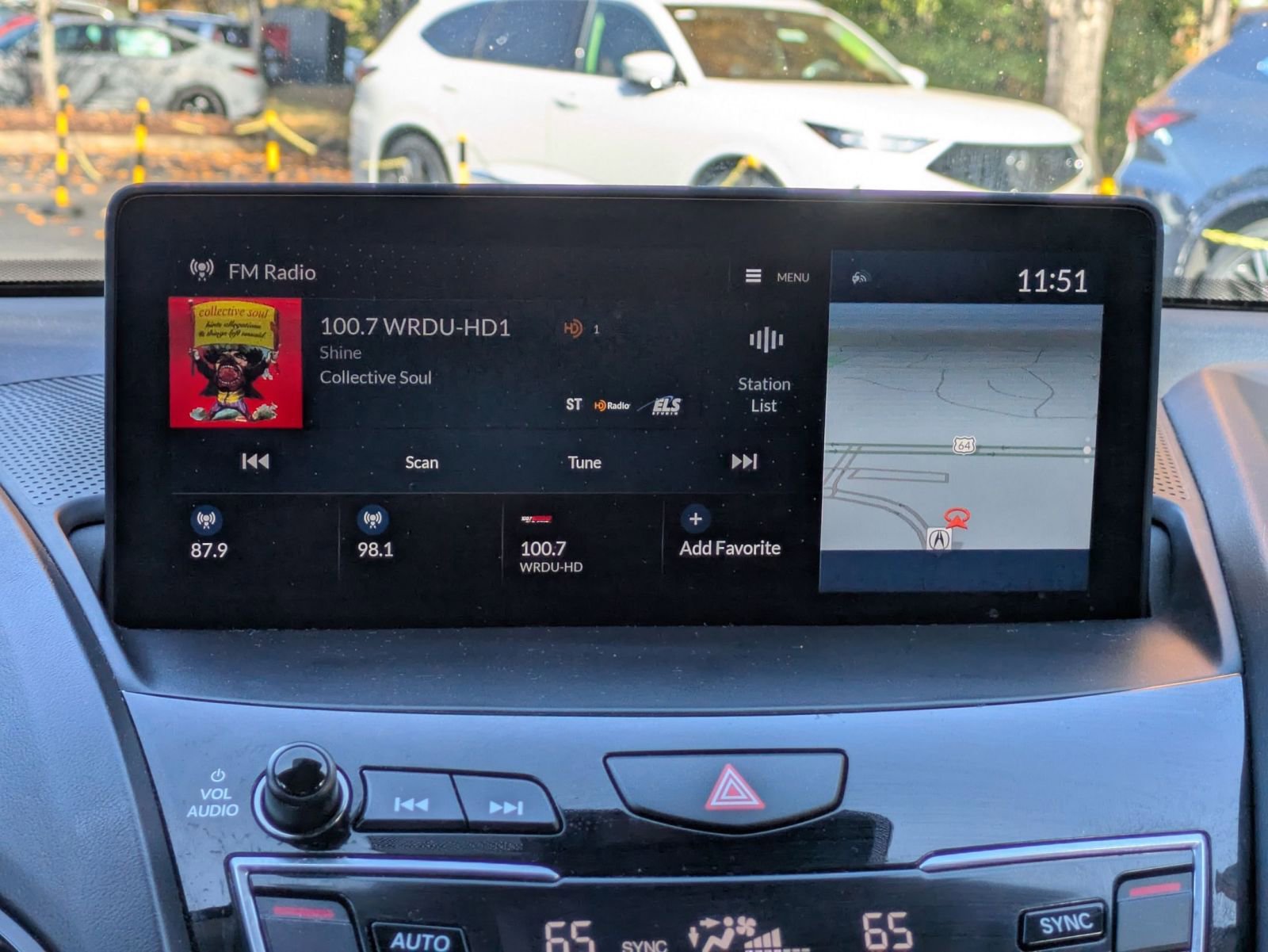 Certified 2023 Acura RDX FWD w/ Technology Package image 12