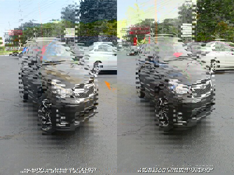 Used 2017 Subaru Crosstrek 2.0i Premium image 1