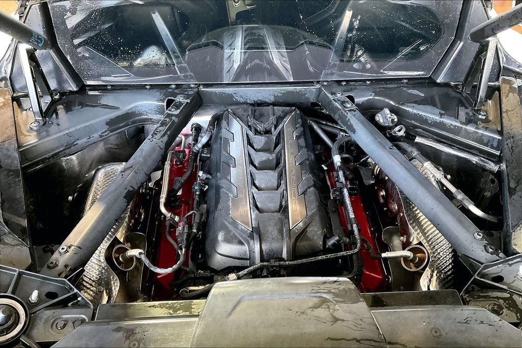 Used 2025 Chevrolet Corvette Stingray Coupe w/ 1LT RWD image 35