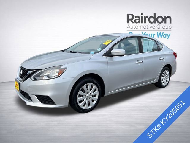 Used 2019 Nissan Sentra S image 3
