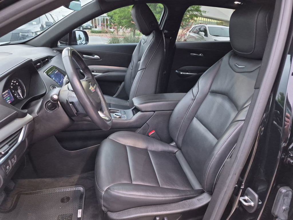 Used 2023 Cadillac XT4 Premium Luxury w/ Cold Weather Package FWD image 21