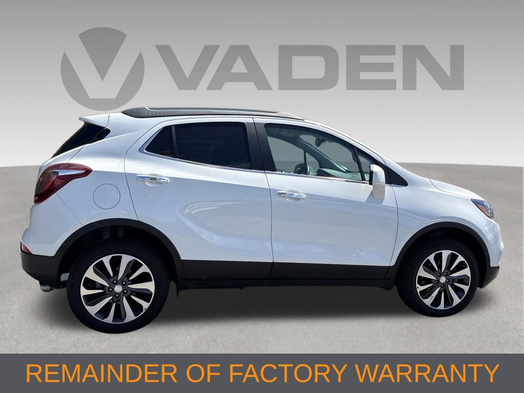 Used 2022 Buick Encore Preferred w/ Safety Package AWD/4WD image 4