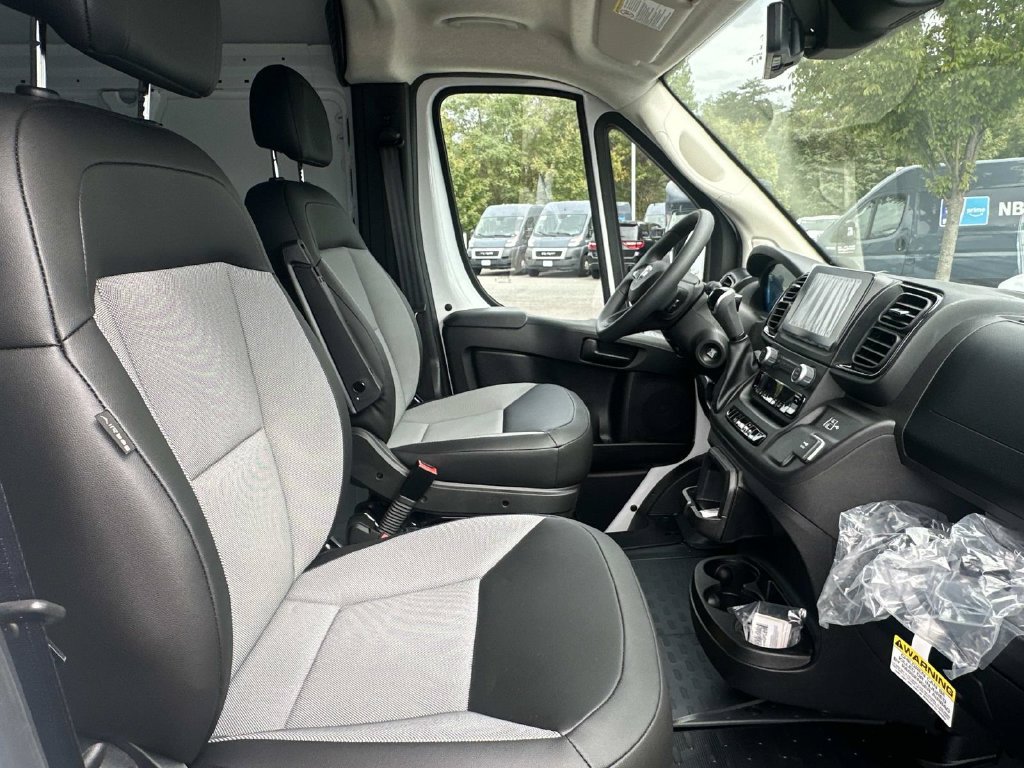 New 2026 RAM ProMaster 2500 w/ Safety Group FWD image 10
