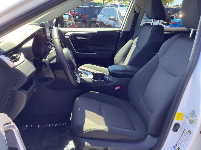 Used 2019 Toyota RAV4 XLE w/ Convenience Package AWD/4WD image 8