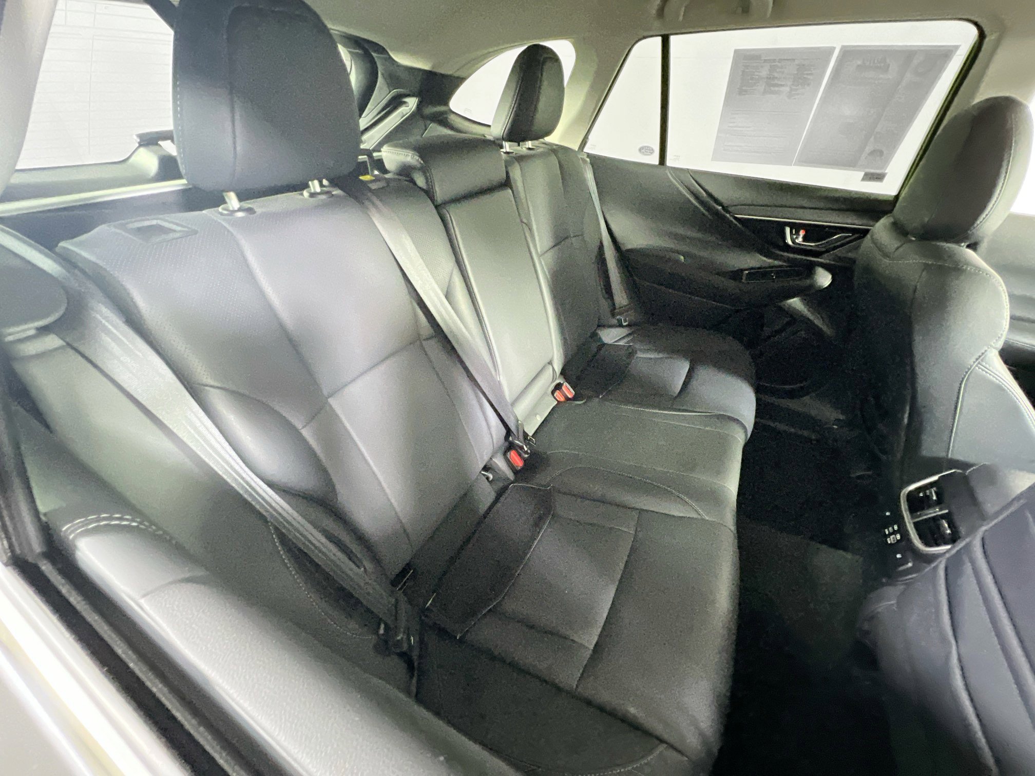 Used 2023 Subaru Outback Limited image 27