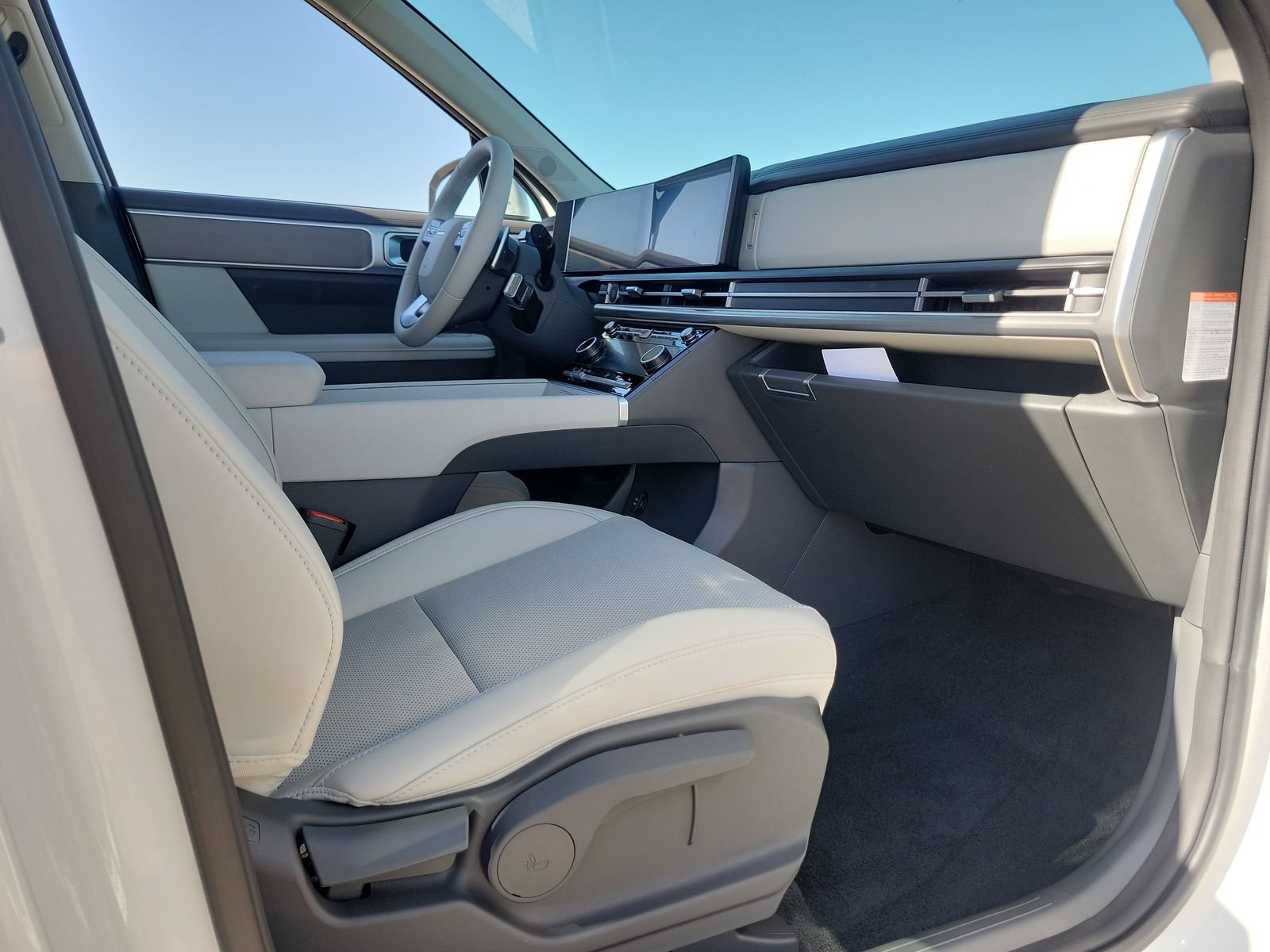 New 2026 Hyundai Santa Fe SEL FWD image 17