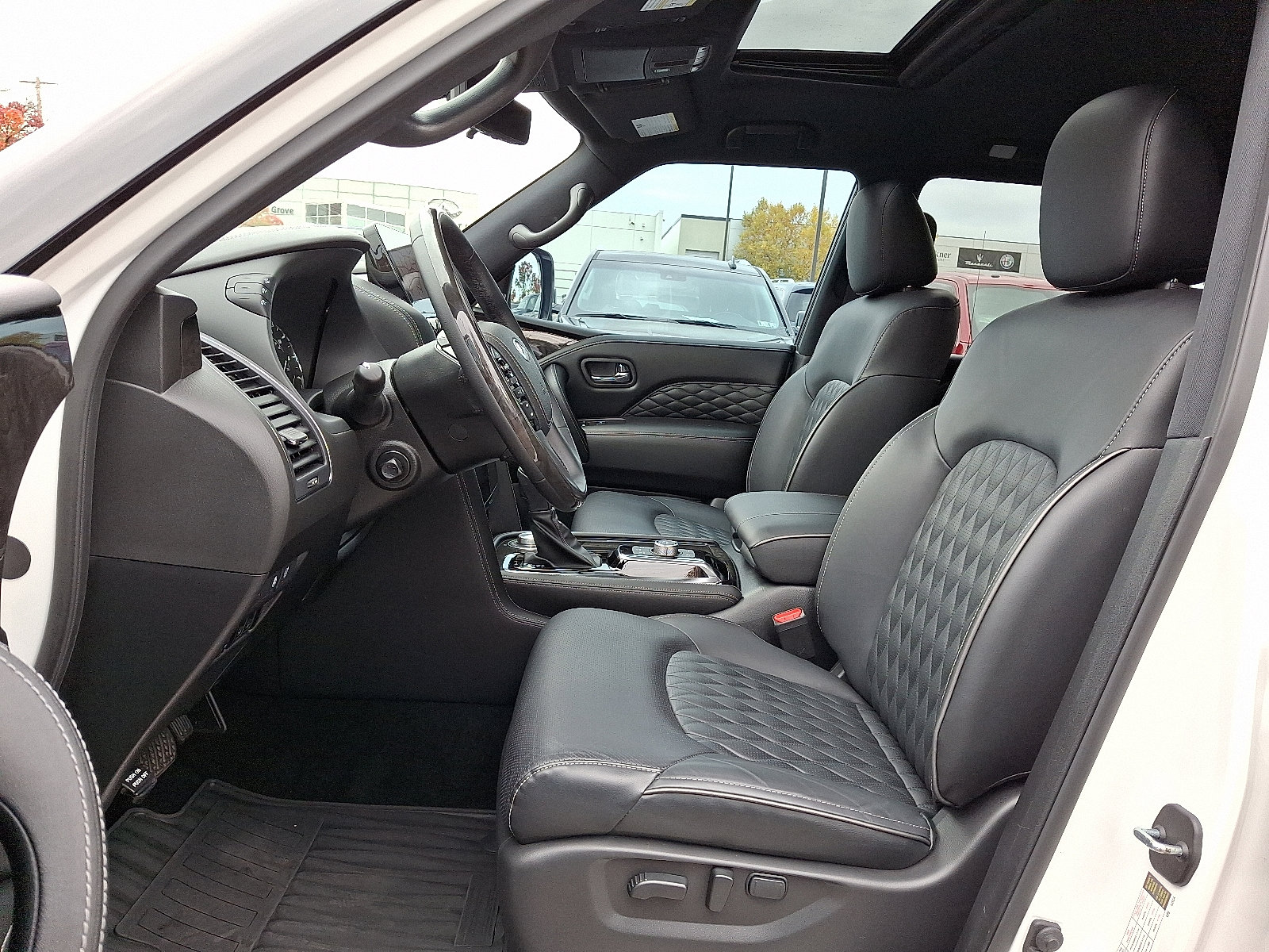 Certified 2024 INFINITI QX80 Sensory w/ Cargo Package image 14