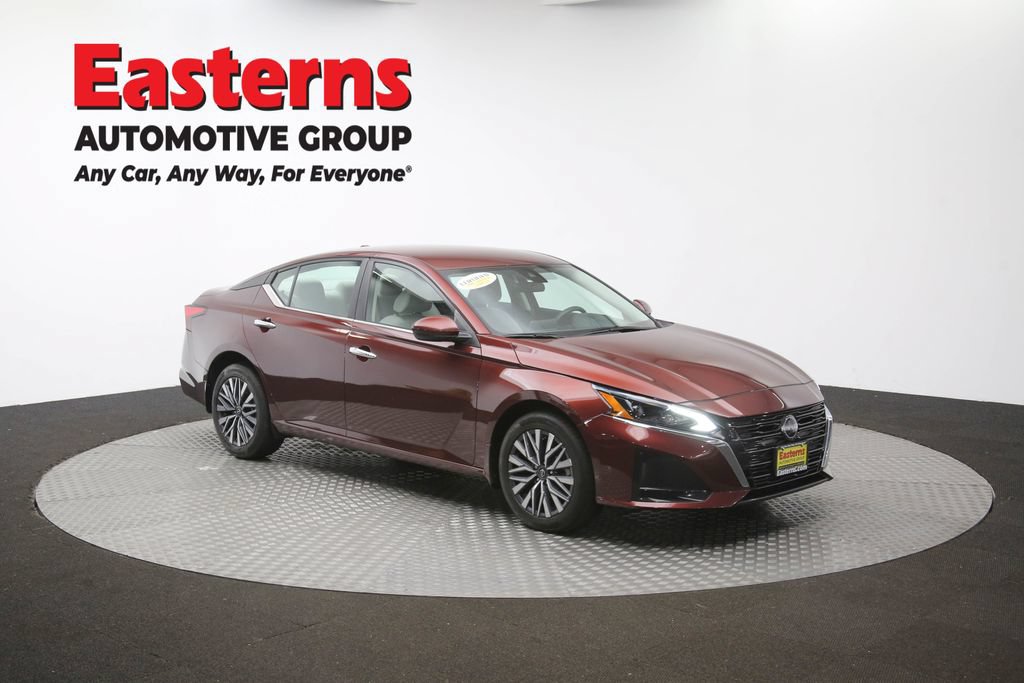 Used 2023 Nissan Altima 2.5 SV AWD/4WD image 48