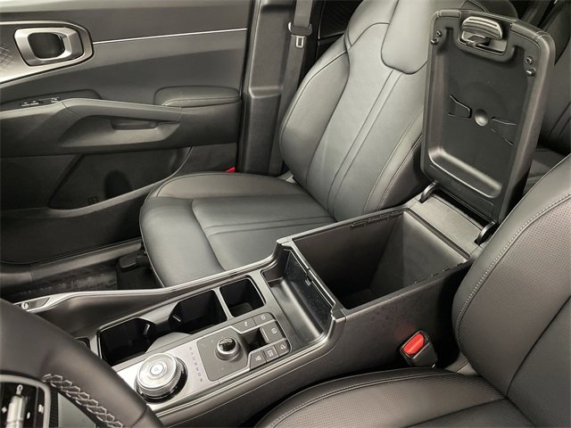 Used 2025 Kia Sorento EX image 24