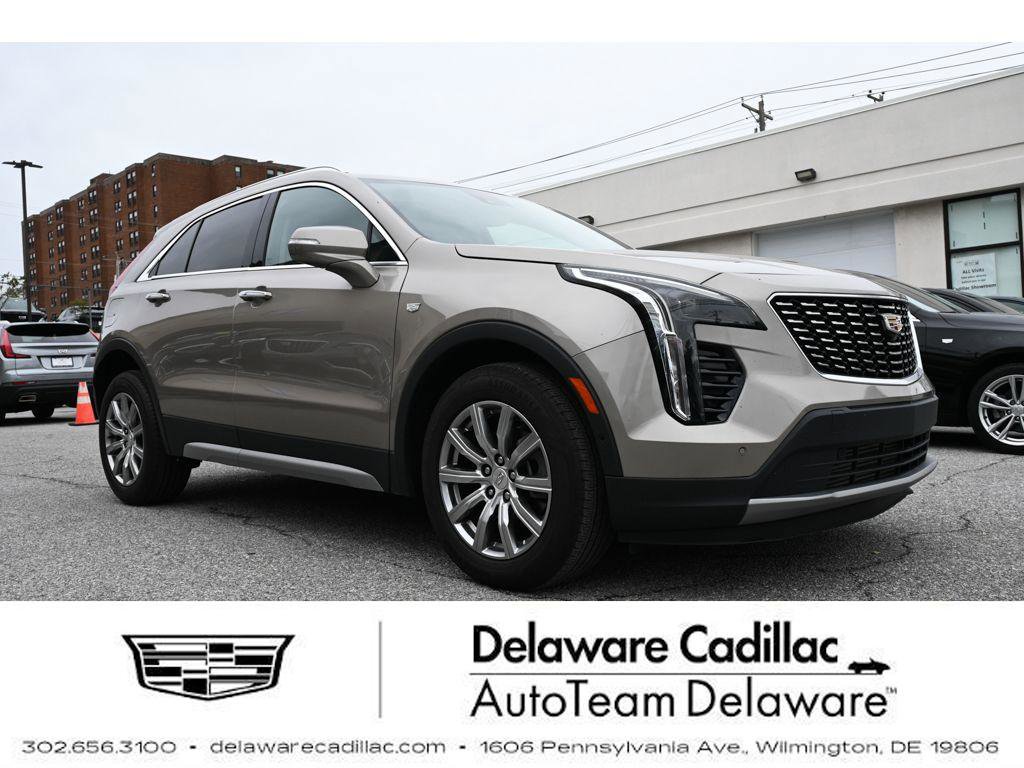 Used 2022 Cadillac XT4 Premium Luxury w/ Enhanced Visibility Package AWD/4WD image 1