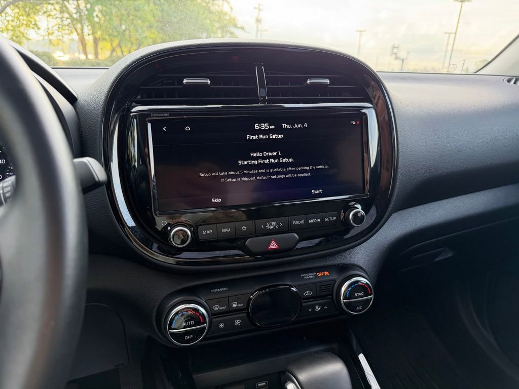 Certified 2022 Kia Soul EX FWD image 17