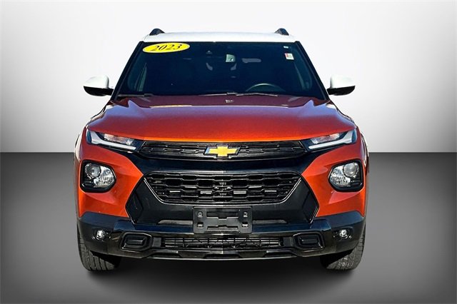 Used 2023 Chevrolet TrailBlazer ACTIV w/ Sun and Liftgate Package image 3
