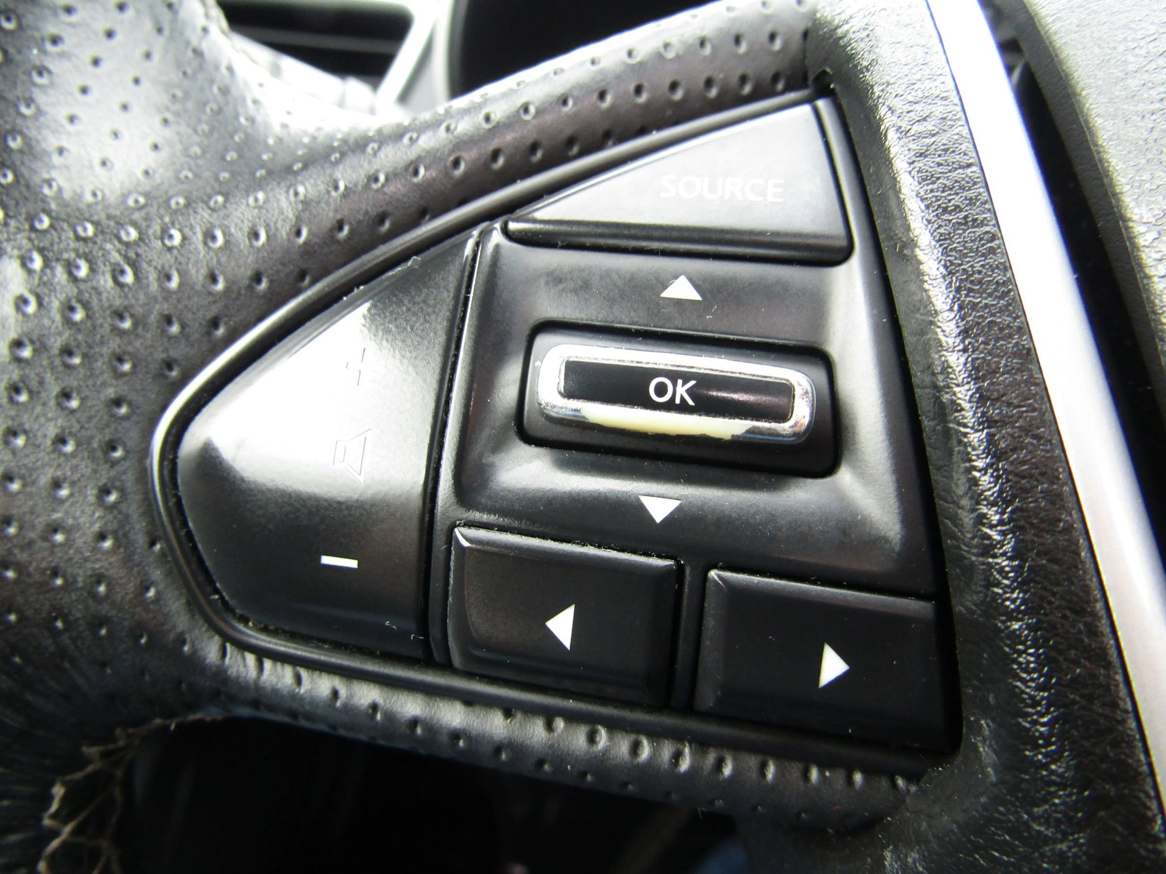 Used 2016 Nissan Maxima Platinum image 34