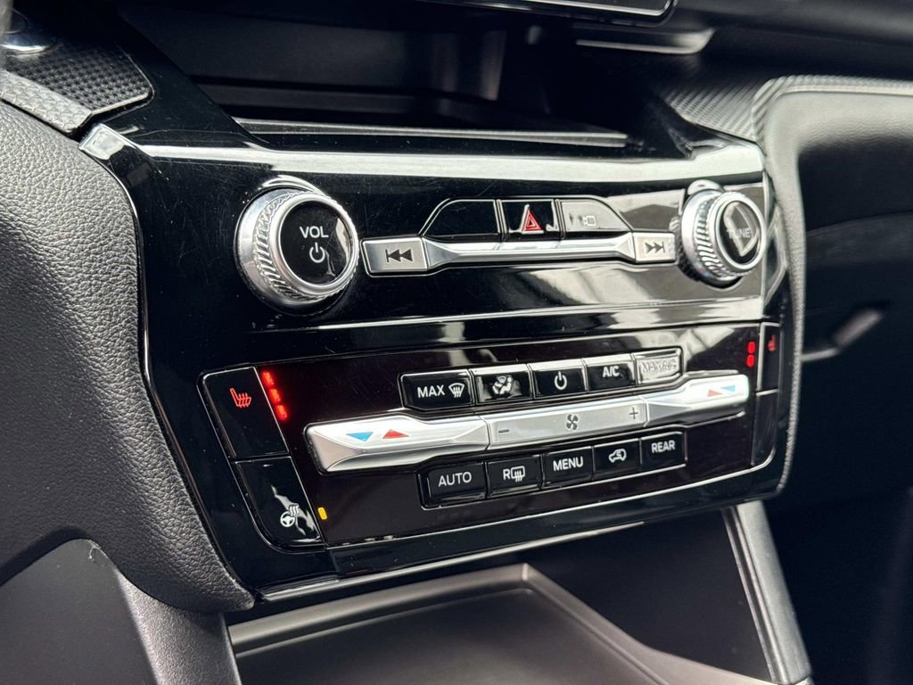 Certified 2022 Ford Explorer ST-Line w/ Class IV Trailer Tow Package image 14