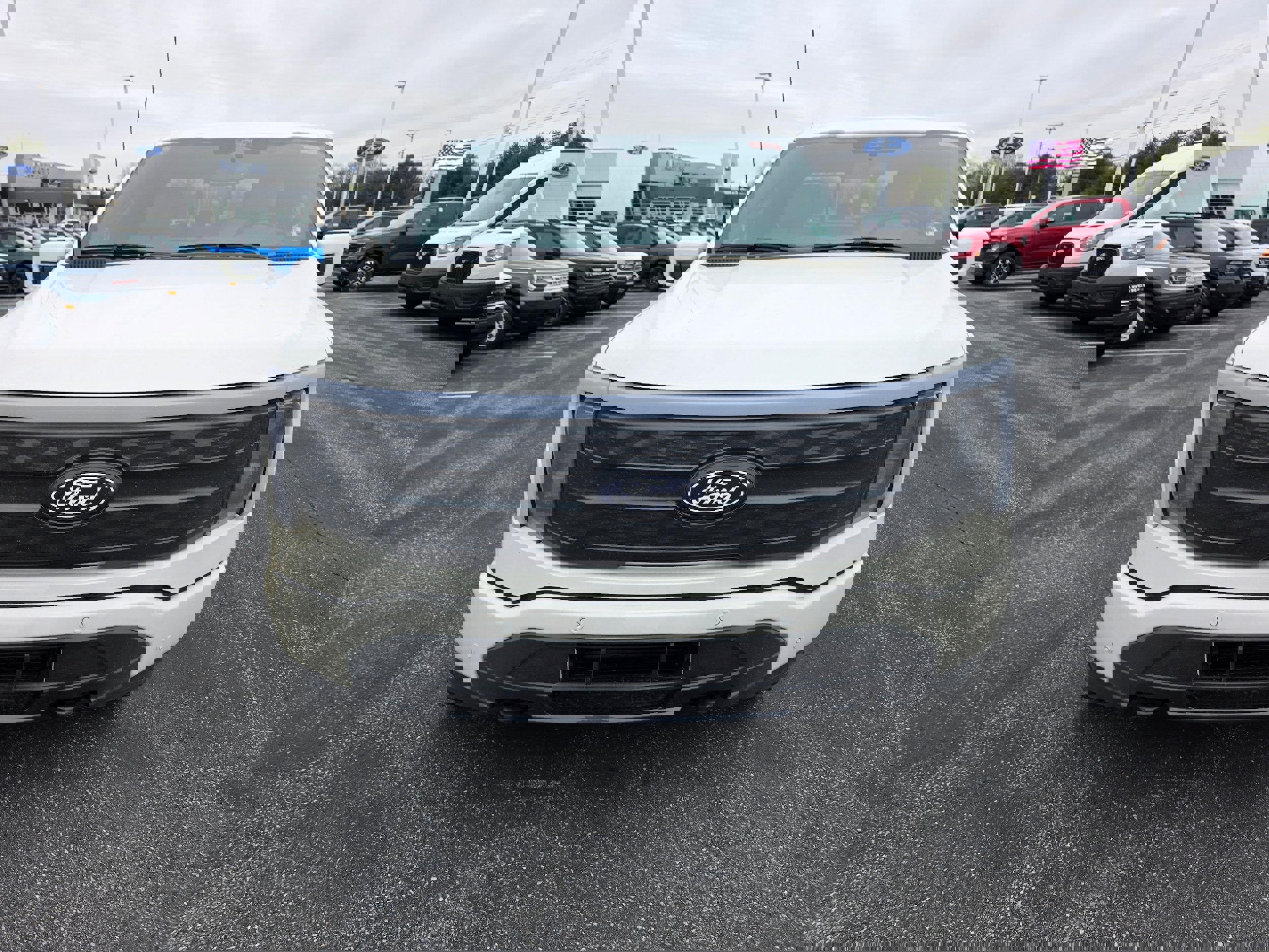 New 2025 Ford F150 Lightning Platinum image 7