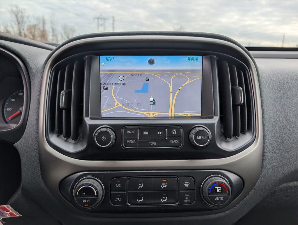 Used 2015 Chevrolet Colorado Z71 image 15