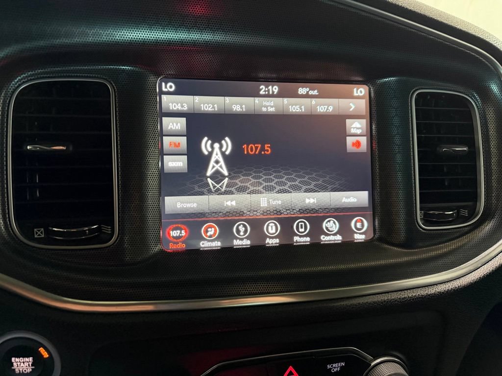 Used 2018 Dodge Charger SXT Plus w/ Beats Audio Group RWD image 21