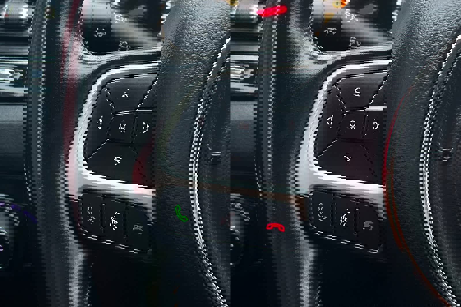 Used 2018 Jeep Compass Limited w/ Navigation Group image 31