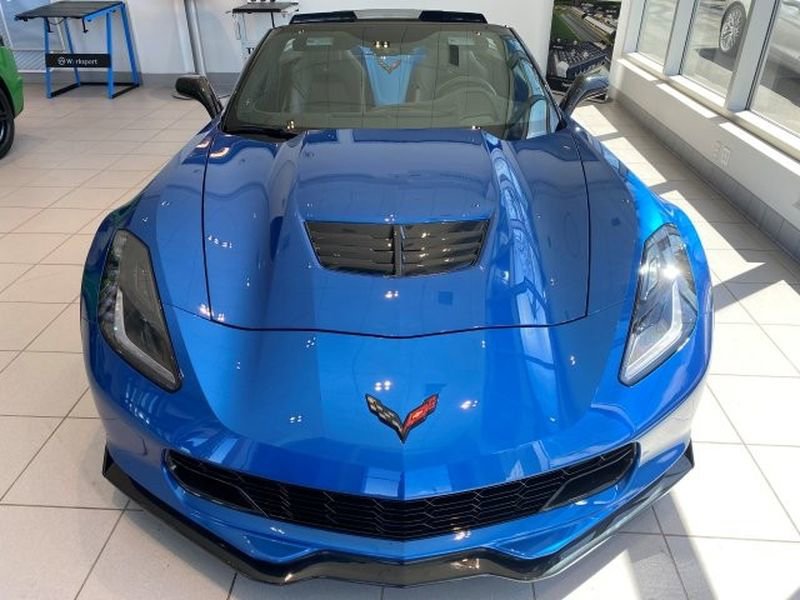Used 2015 Chevrolet Corvette Z06 w/ 3LZ Preferred Equipment Group RWD image 10