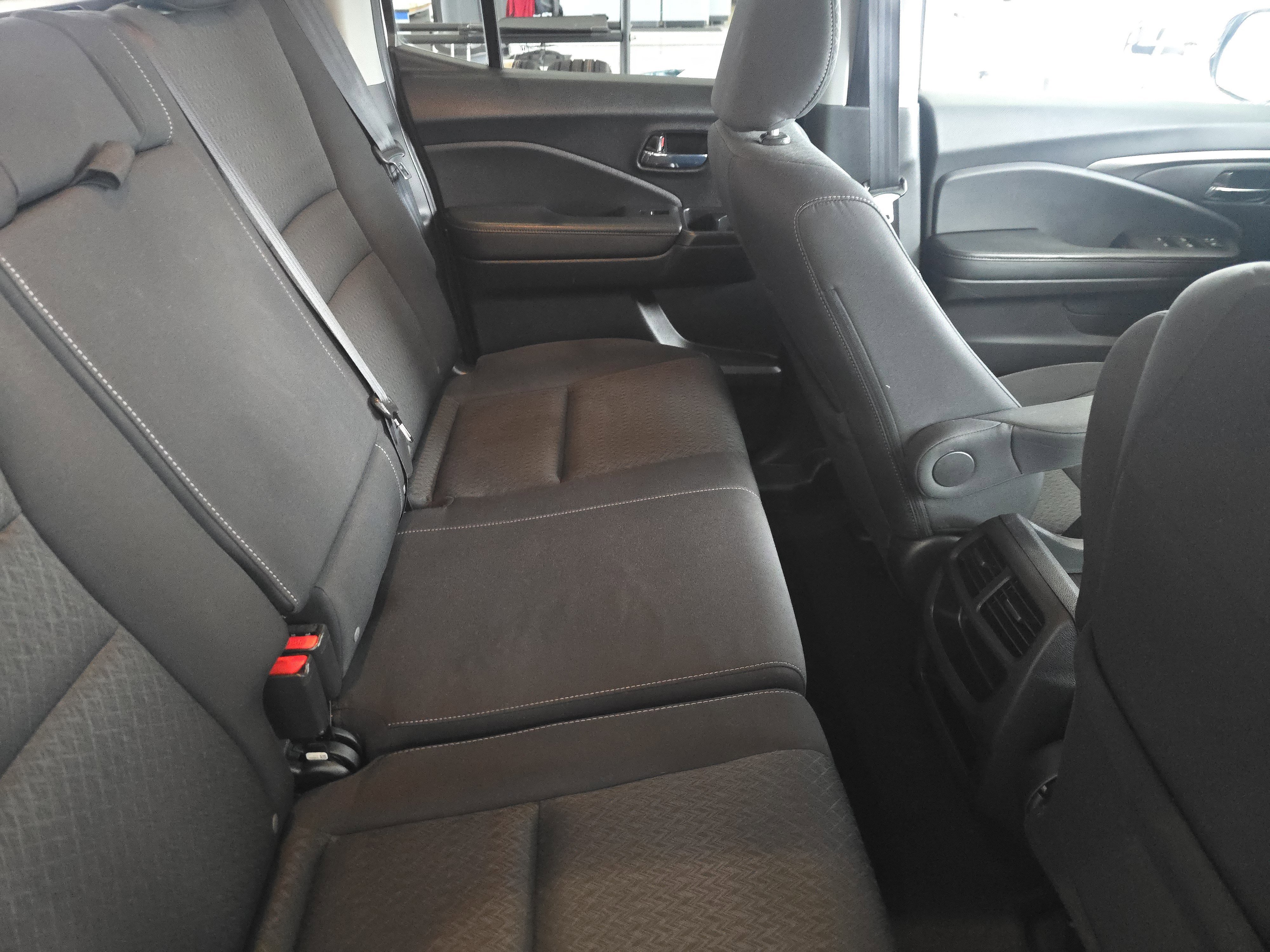 Used 2020 Honda Ridgeline Sport image 27